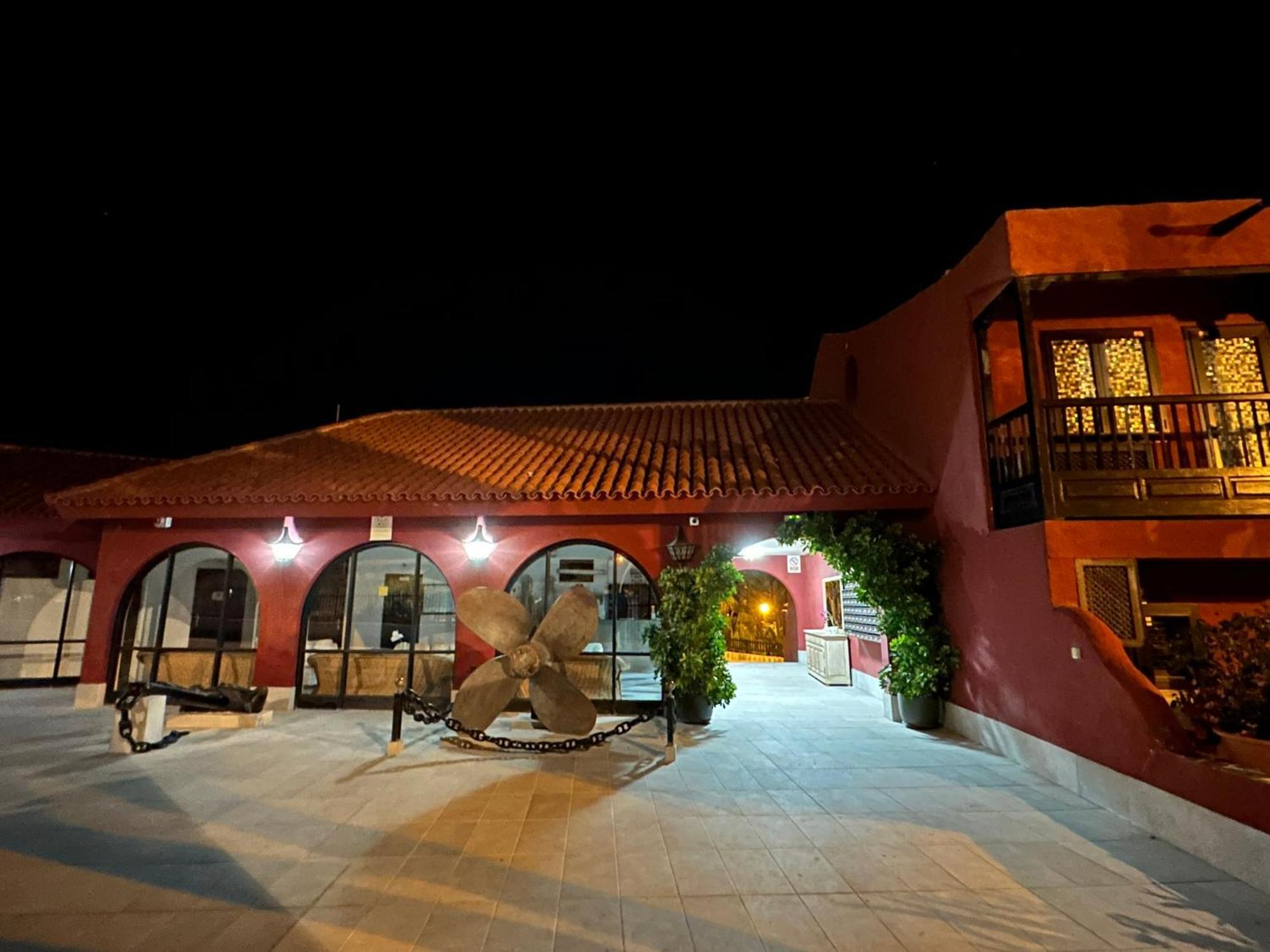 First Beachline Deluxe With Garden And Terrasse In Sun Club San Bartolome Bagian luar foto